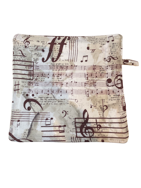 Pot Holder White with Maroon Notes & Clefs