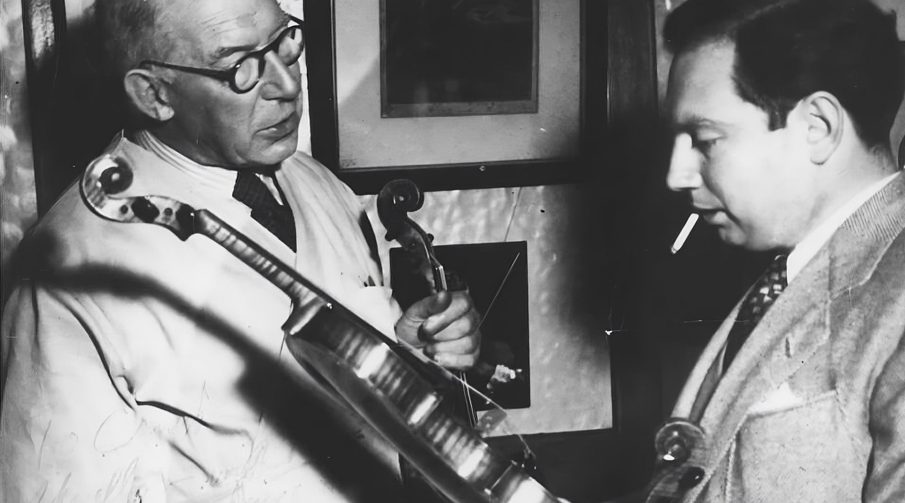 Why is Arthur Edward Smith considered Australia’s best violin-maker?