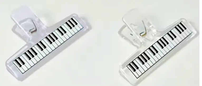 Transparent Acrylic Paper Clip Clear with a Keyboard