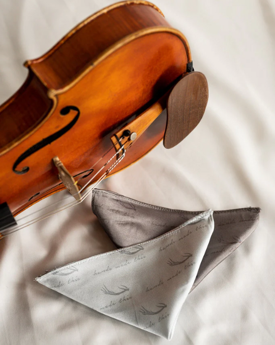 Chinrest Cover - Leatherwood Mulberry Silk, Light Grey